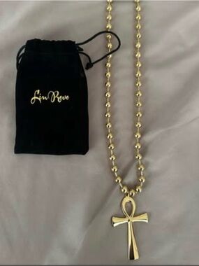 Lin Reve Gold Ankh Pendant Necklace